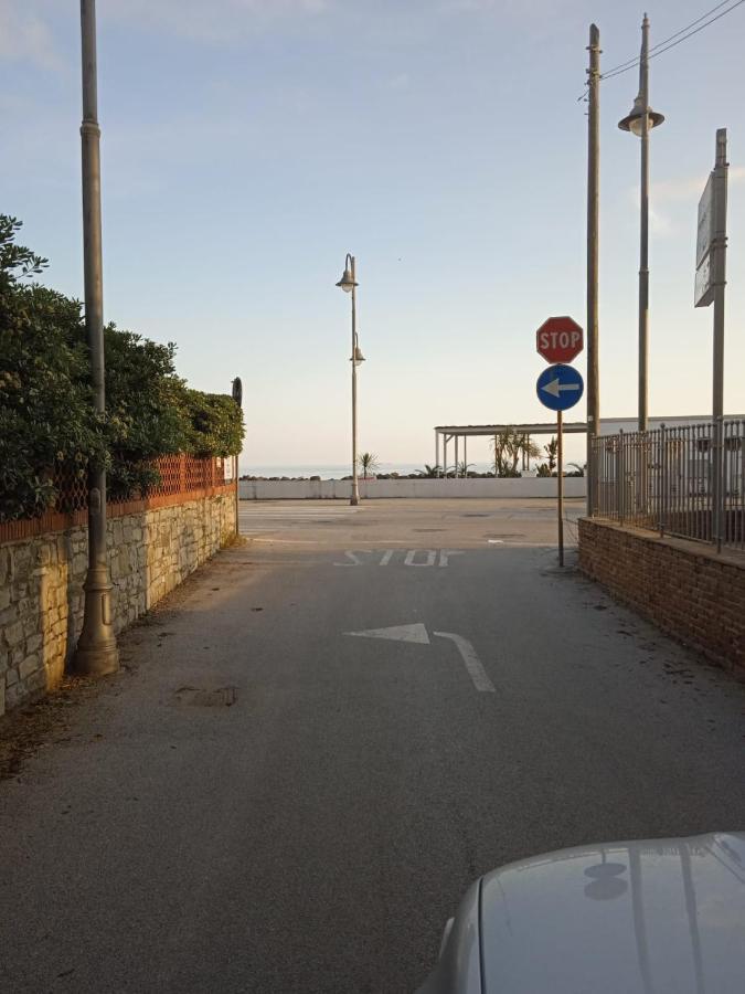 Готель Rayo De Sol Marina Di Casal Velino Екстер'єр фото